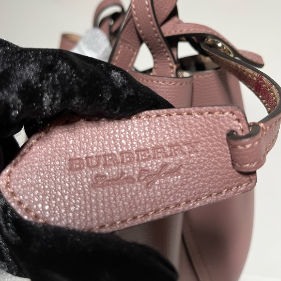 Burberry bucket bag - Picture 14 of 16